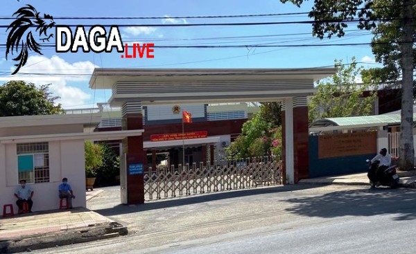 Tang chứng bắt giữ các đối tượng tổ chức cờ bạc