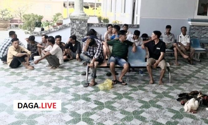 Các đối tượng tại cơ quan chờ lấy lời khai