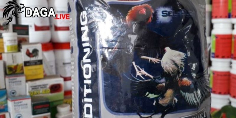 Cám gà đá Platinum là một loại thức ăn dinh dưỡng cao